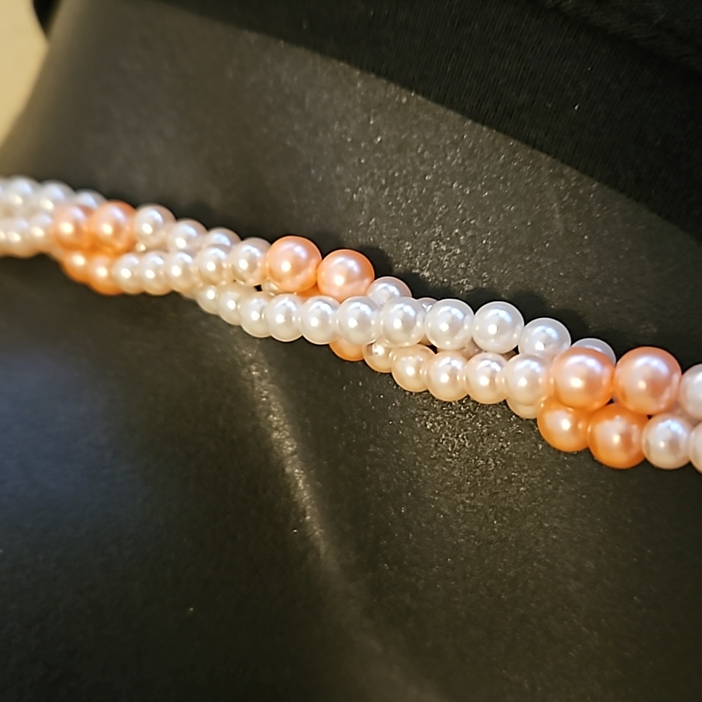 3 Strands of Twisted Pearl Beads Necklace 23" - Picture 3 of 6